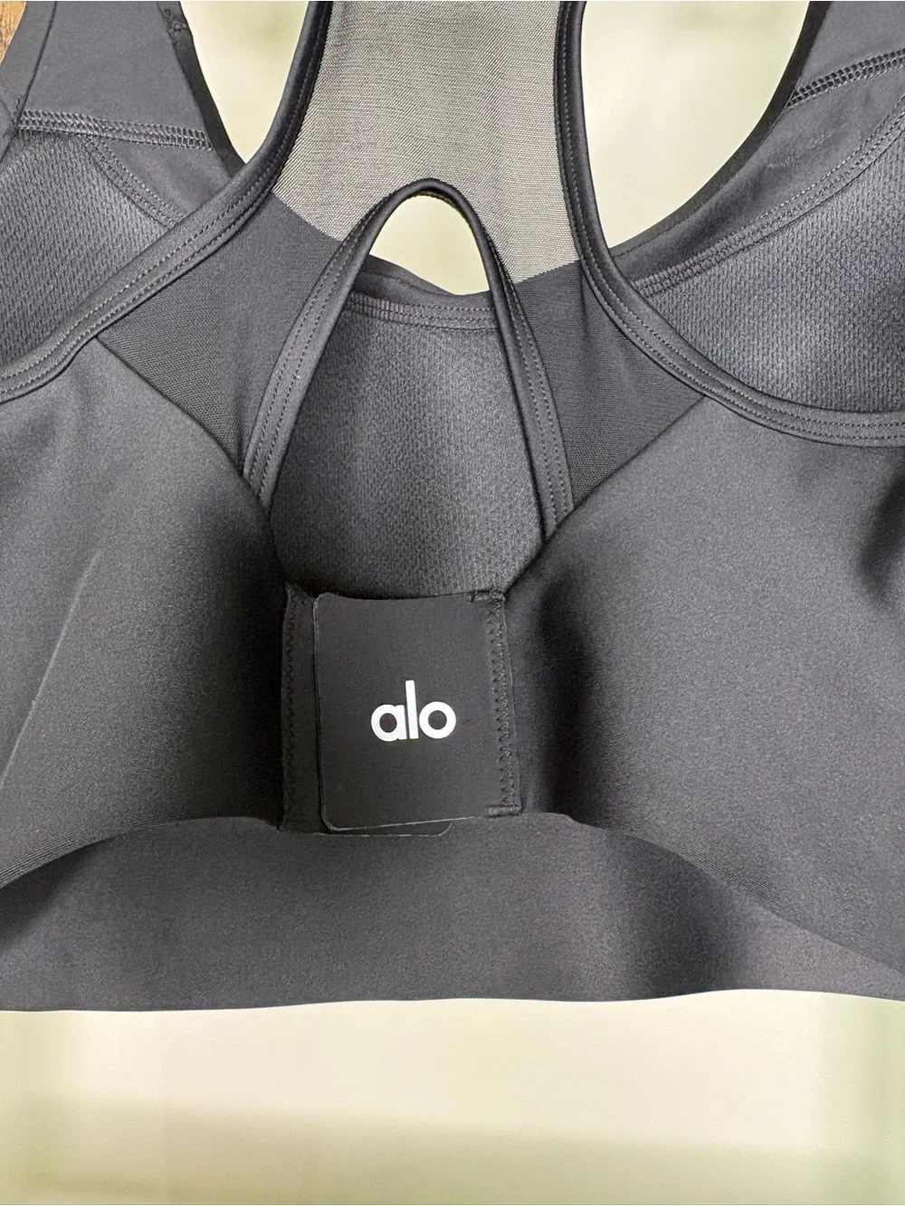 ALO Yoga Women's Black Mesh Back High-Support Sports Bra